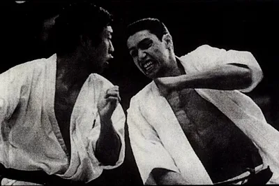 APÓS DERROTAR NAKAMURA MAKOTO, MESTRE ADEMIR DA COSTA ENFRENTA O JAPONÊS TOSHIO MIZUGUCHI